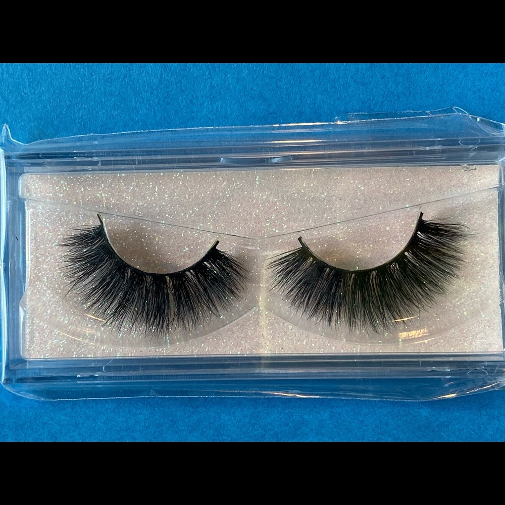 Mink lashes